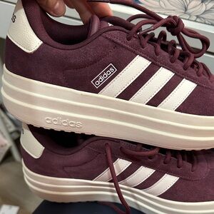 adidas Women's Maroon Platform Sneakers with White Stripes